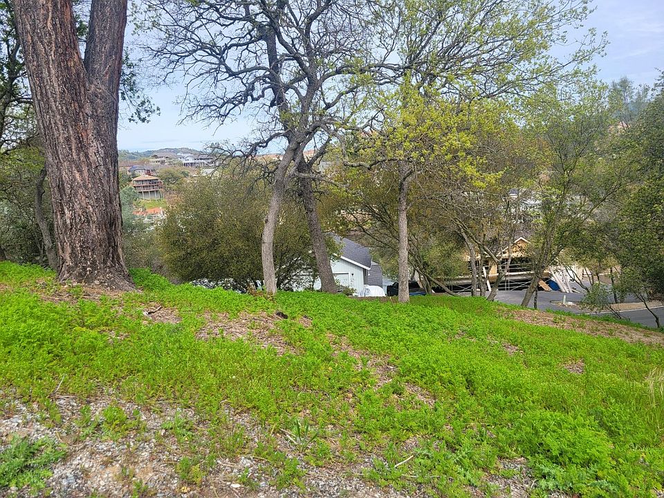 1st image of 209 Oakhurst Ct