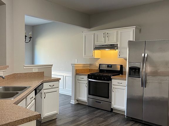 5th image of 2782 Briaroak Dr