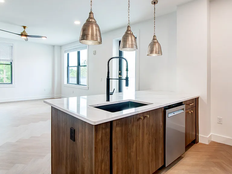 410 W University Ave #302 — Photo 12