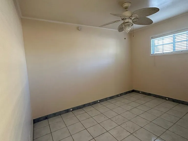 300 W Rio Grande Ave — Photo 9