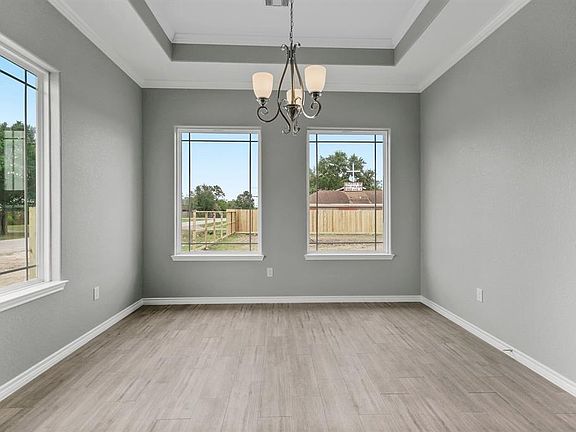 4th image of 1501 Avenue N