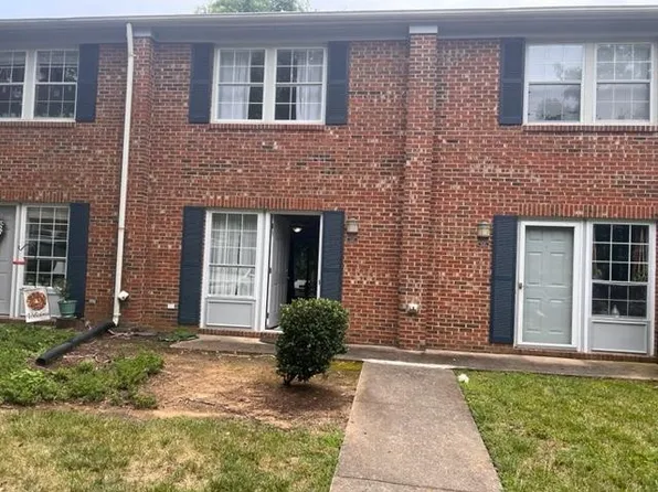 133 Coleridge Ct, Carrboro, NC 27510