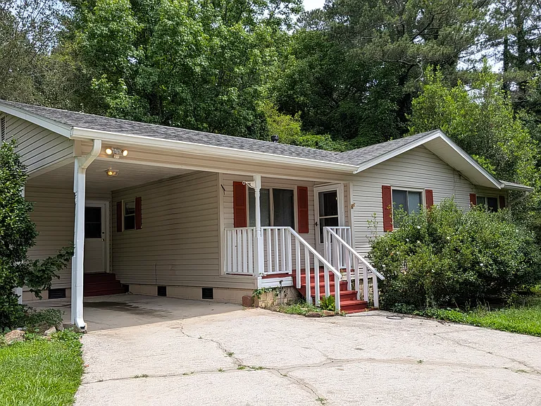 4521 Amy Rd — Photo 1