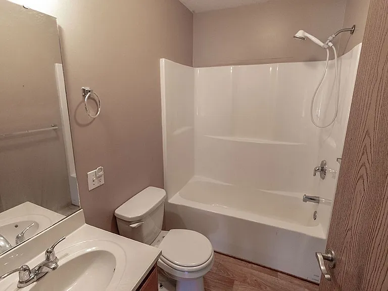 1544 Florence Dr — Photo 18
