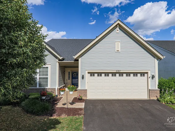 1157 Drury Ln, Aurora, IL 60502