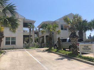 109 E Retama St, South Padre Island, TX 78597