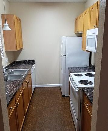4th image of 12166 Metric Blvd APT 123