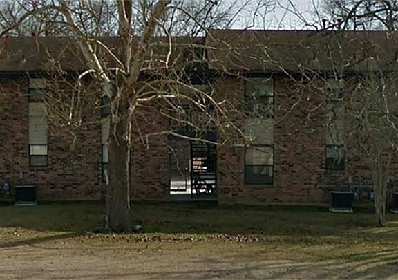 5th image of 865 Highway 105 E