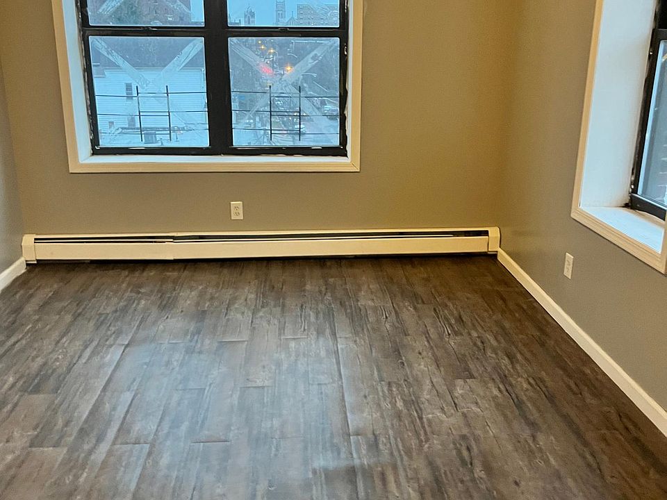 1st image of 68 N 9th St #402