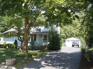 91 Riverview Ter, Riverdale, NJ 07457