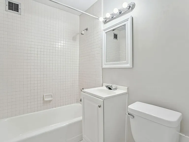 1111 Arlington Blvd #705 — Photo 11