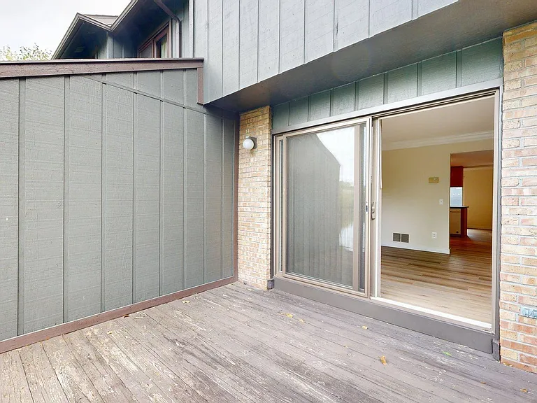 2609 Meade Ct — Photo 10