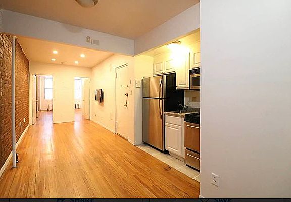 2nd image of 442 W 45th St #4S