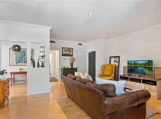 4443 Ventura Canyon Ave APT 101, Sherman Oaks, CA 91423