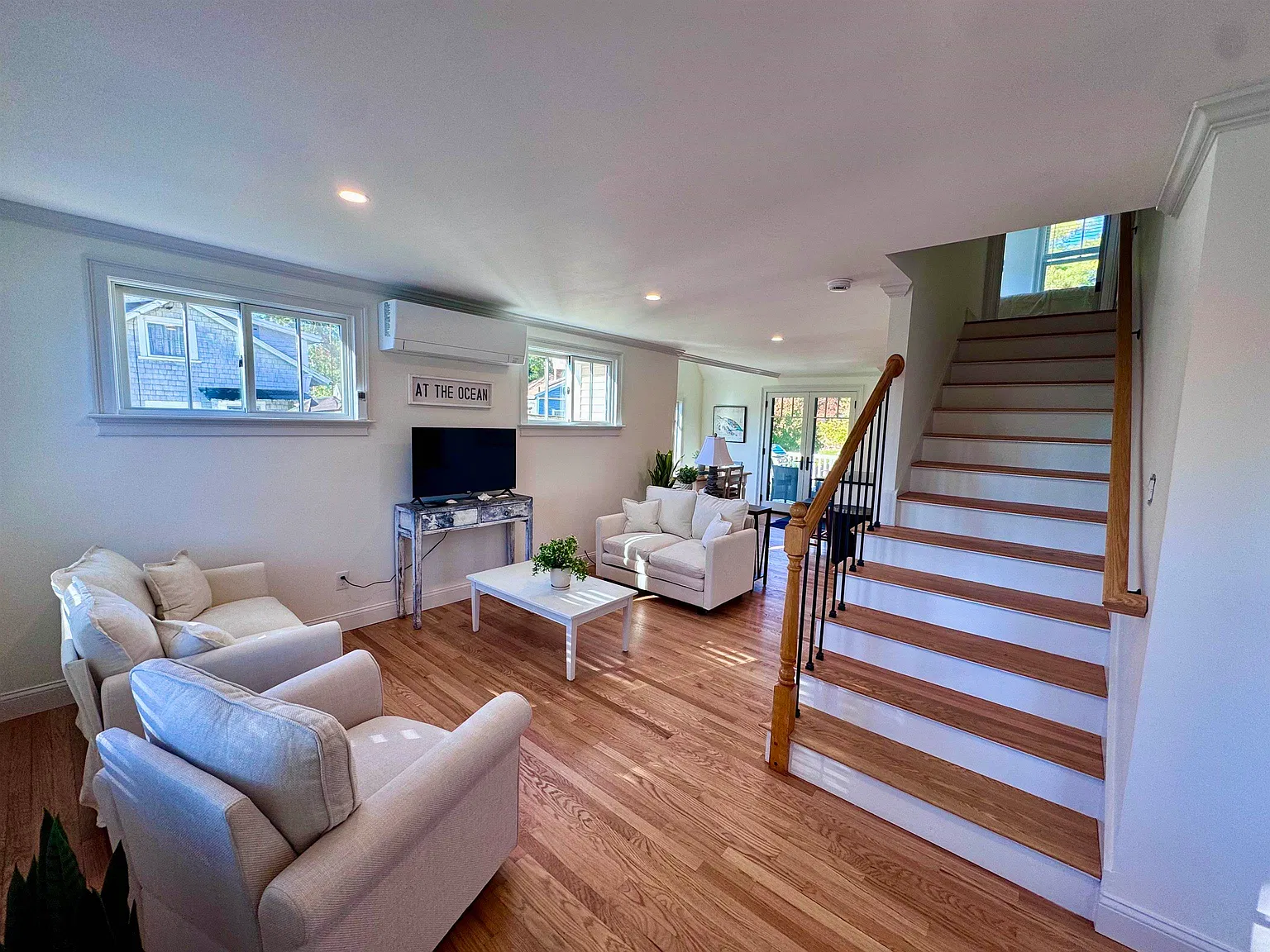 2 bed, 2.0 bath, 1167 sqft, $4,000 — Photo 4