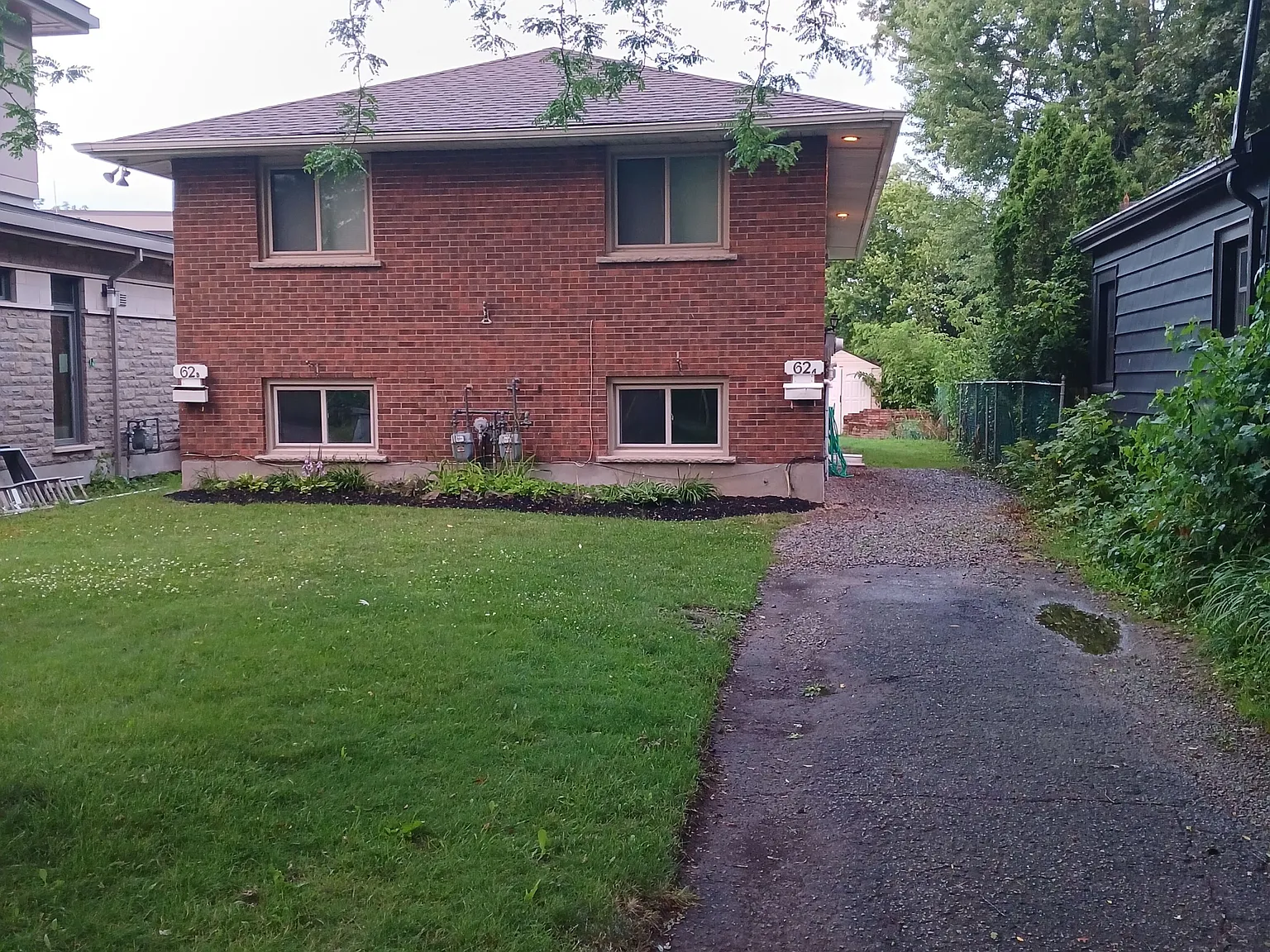 3 bed, $1,975 — Photo 2