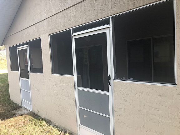 2nd image of 1132 Avenue D