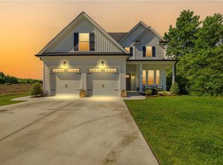 1401 Beaver Dam Rd, Chesapeake, VA 23322