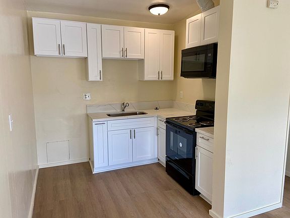 4th image of 1237 W Palmyra Ave APT I