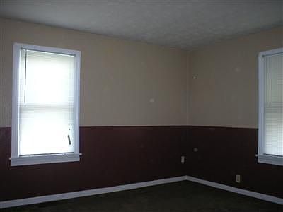 5th image of 46 Swallow Dr