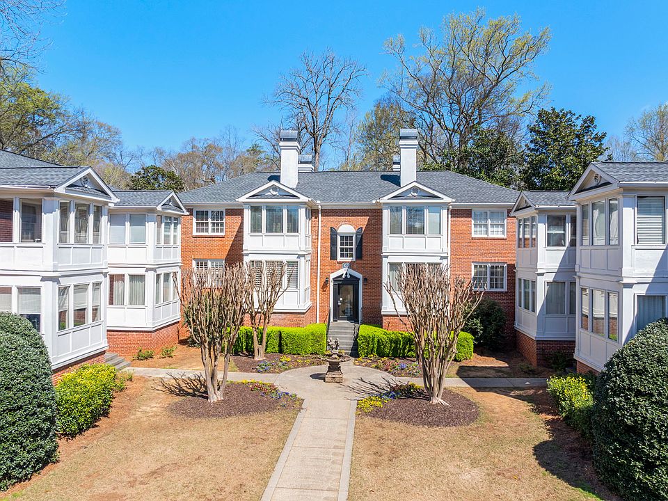 1st image of 115 Peachtree Memorial Dr NW