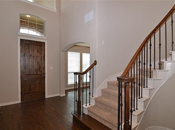 2nd image of 1813 Angola Dr