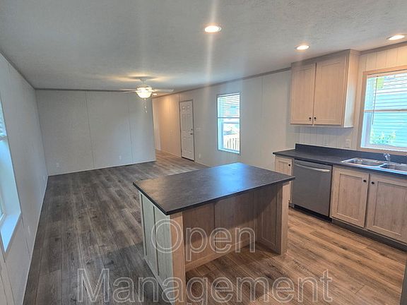 3rd image of 2301 SW Oralabor Rd #61
