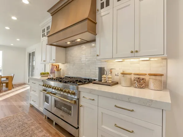 39 N Hayfield Cir, Kaysville, UT 84037