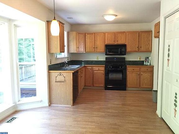 5th image of 336 Chattahoochee Dr