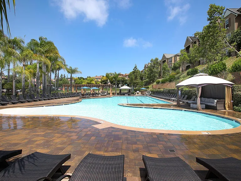 LOUNGE ON THE DECK OF PROMINENCE APARTMENTS