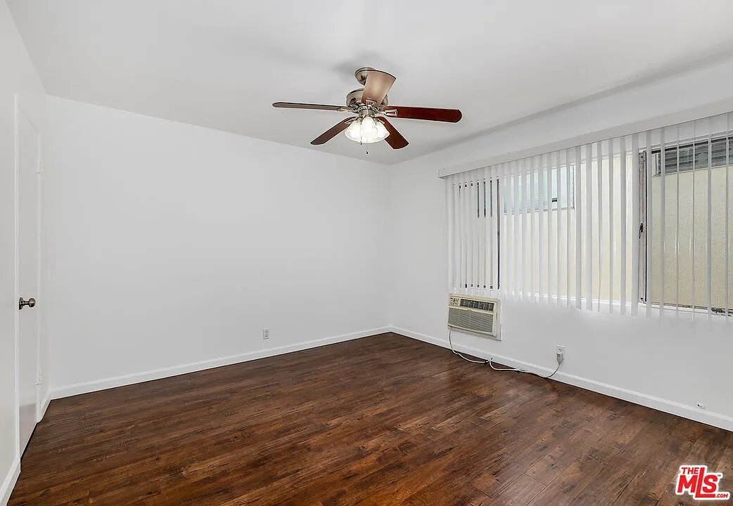 7550 Fountain Ave — Photo 2