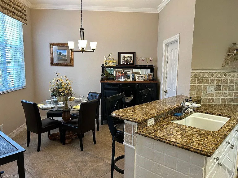 25259 Galashields Cir — Photo 8
