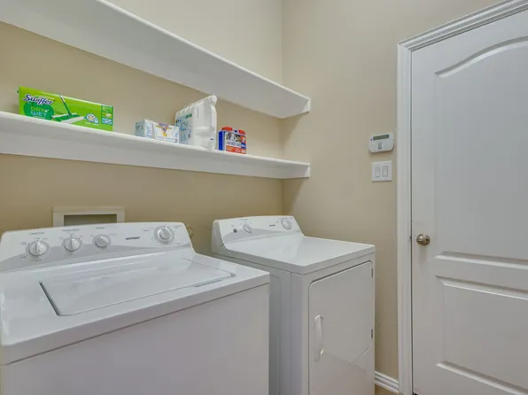 1105 Lone Pine Dr, Little Elm, TX 75068