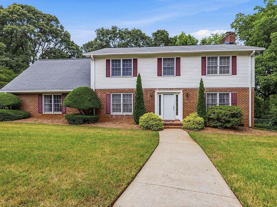 1st image of 101 Bridgeton Dr