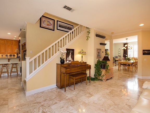 5th image of 16033 Prestwicke Way