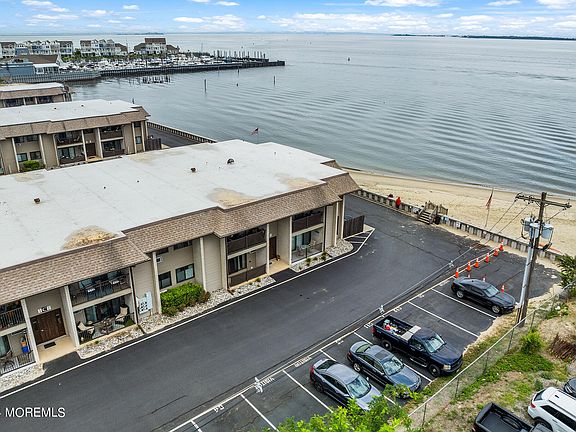 3rd image of 330 Shore Drive #C5