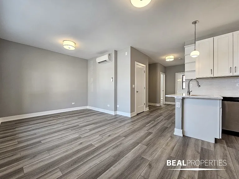 3943.5 N Janssen Ave #W3 — Photo 4