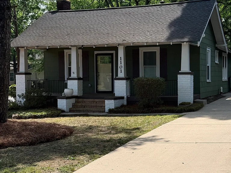 1101 Fern Ave — Photo 2