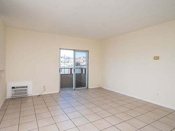 2nd image of 514 Grand Ave #D