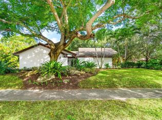 2423 NW Timbercreek Cir, Boca Raton, FL 33431