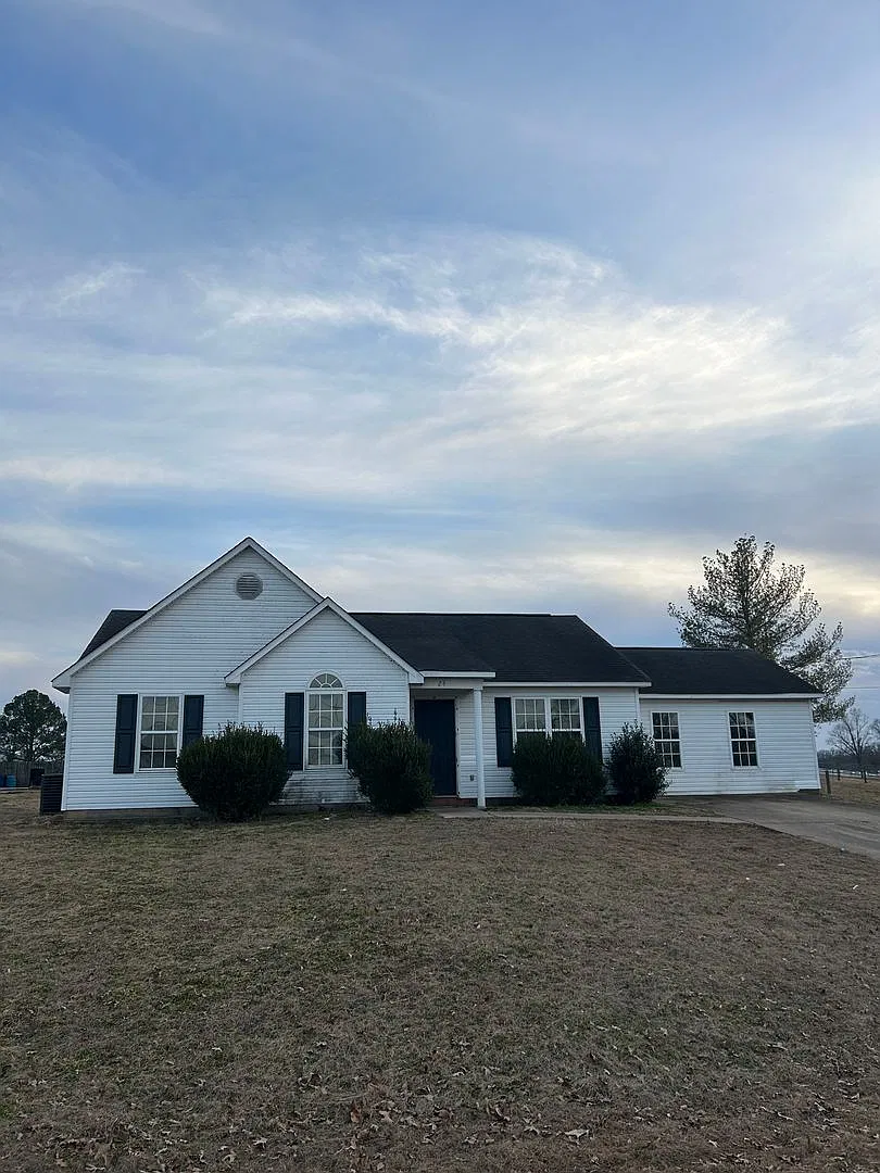 24 Rambling Creek Drive — Photo 1