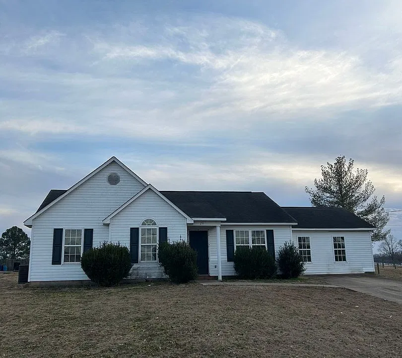 24 Rambling Creek Dr