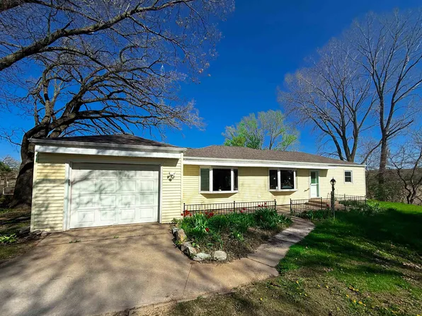 W831 State Road 91, Berlin, WI 54923