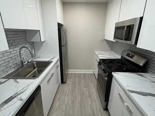 201 SW 7th St, Boca Raton, FL