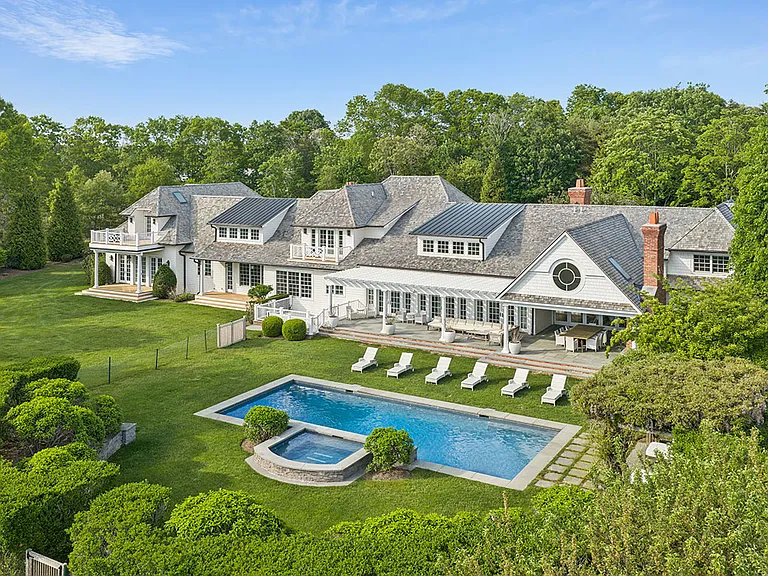 1 Green Hollow Rd — Photo 2