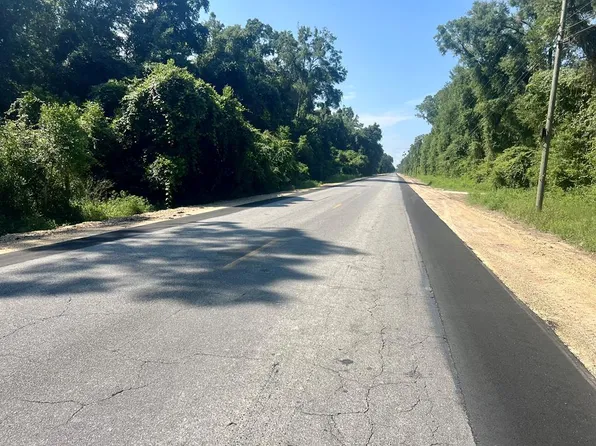  NE 592nd St, Old Town, FL 32680