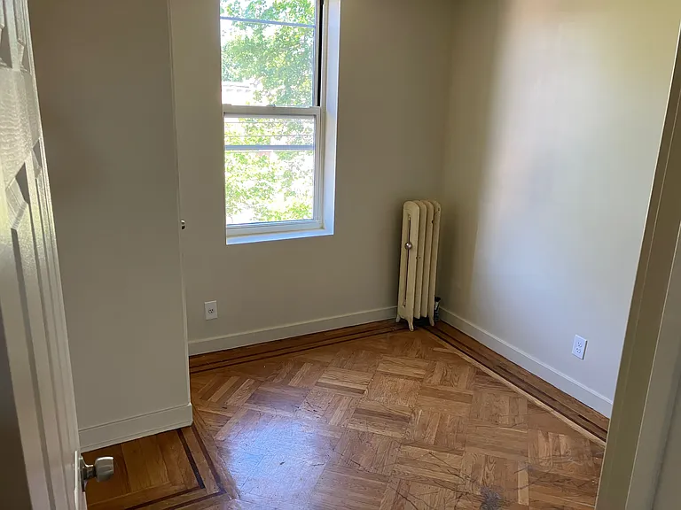 1524 Mayflower Ave #2 — Photo 5