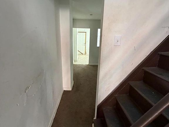 5th image of 2434 Etting St