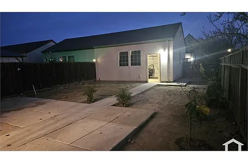 721 Tyler Ave Photo 1