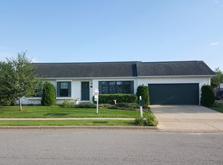 748 Elizabeth Ln, Onalaska, WI 54650